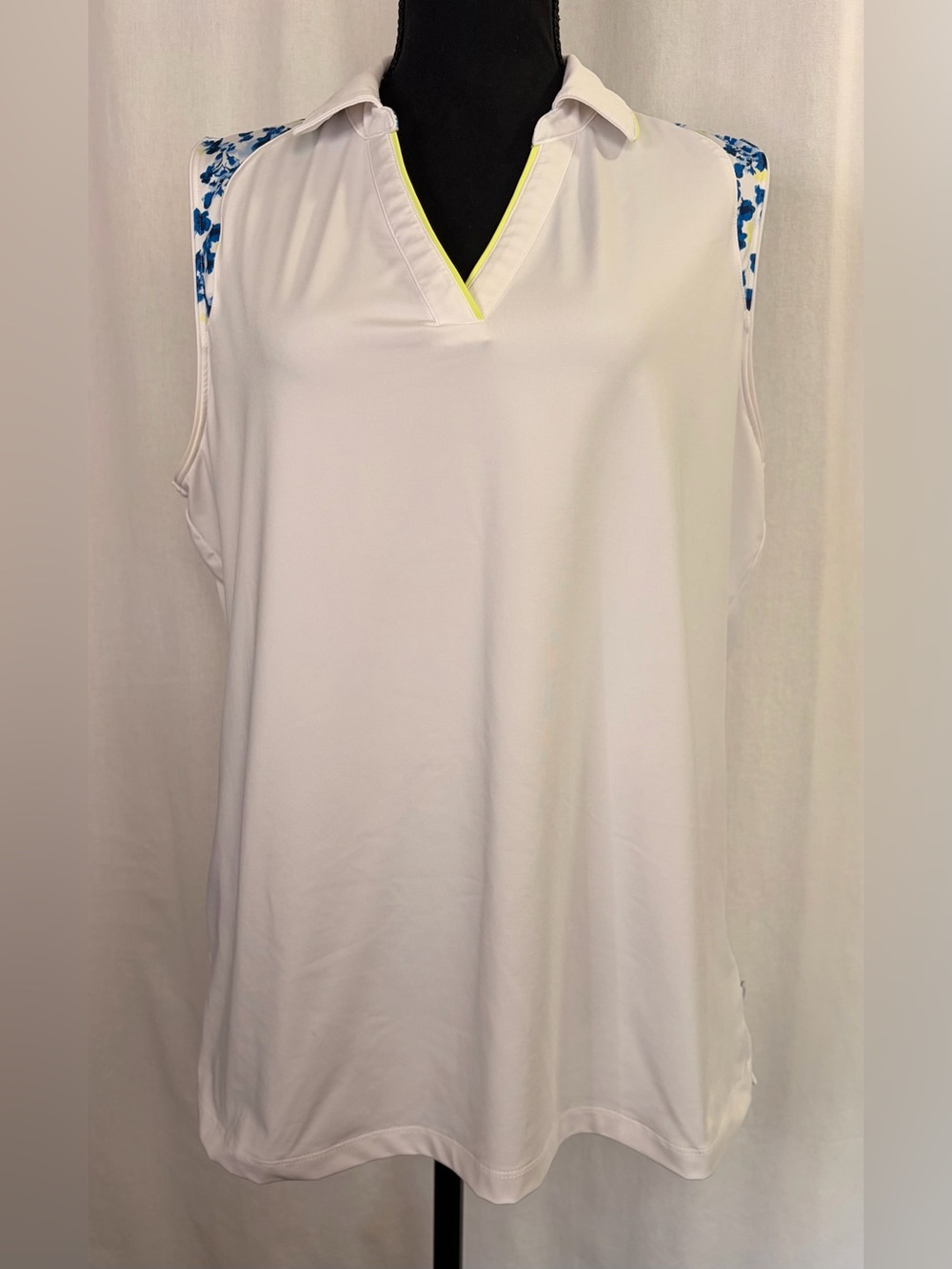 Lady Hagen XL Sleeveless Golf Polo Tank Top Extra Large Athletic V Neck Shirt